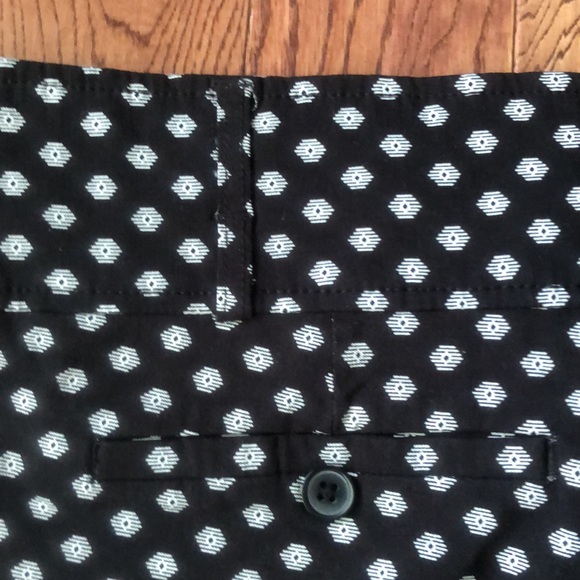 LILY MORGAN - EUC-NWOT Stretch Shorts (XL) - Picture 3 of 8